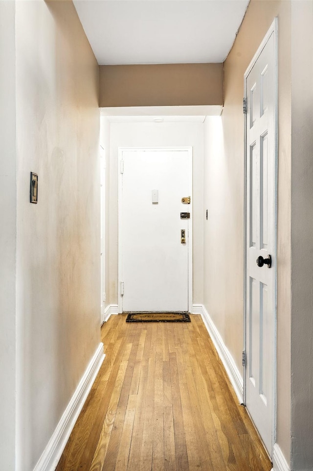 4265 Webster Ave Unit 6A, Bronx, NY 10470 - entryway with light wood-style flooring and baseboards
