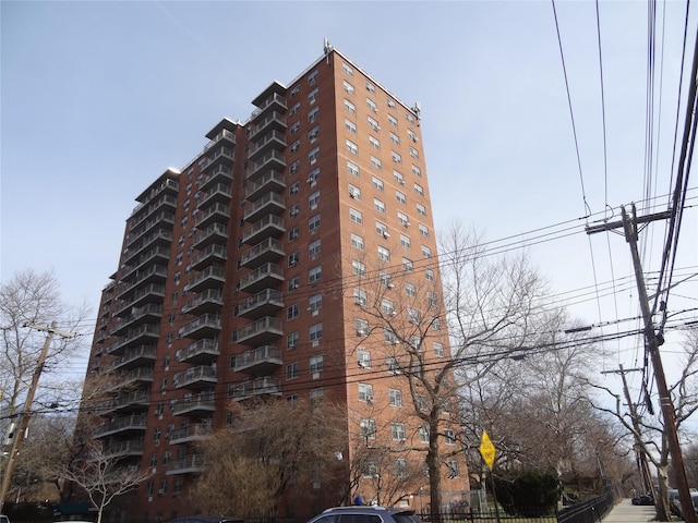 3410 De Reimer Ave Unit 2B, Bronx, NY 10475 - view of apartment building / complex