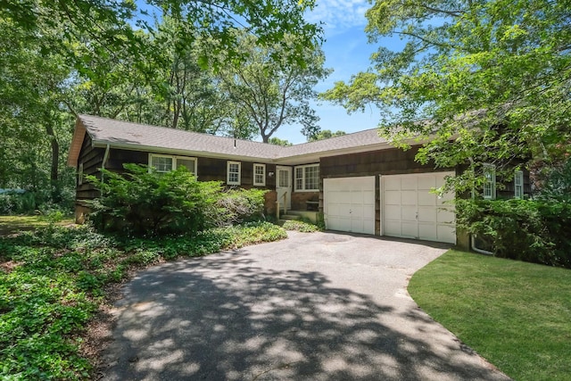 6 Bayside Ave, Medford, NY 11763 - photo 2