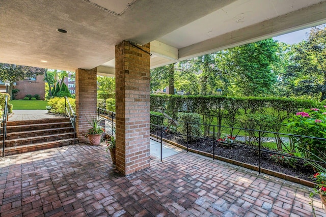 30 Barstow Rd N Unit 3C, Great Neck, NY 11021 - photo 3