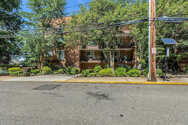 30 Barstow Rd N Unit 3C, Great Neck, NY 11021 - photo 26