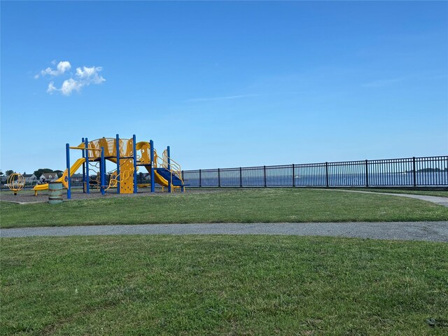 139 Clocks Blvd, Massapequa, NY 11758 - photo 6