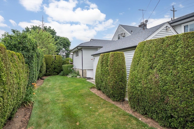 1901 New Hyde Park Rd, New Hyde Park, NY 11040 - view of grassy yard