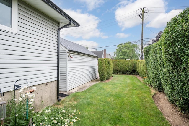 1901 New Hyde Park Rd, New Hyde Park, NY 11040 - view of yard