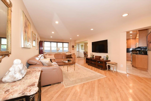 180 S Middle Neck Rd Unit 1-Q, Great Neck, NY 11021 - living area featuring recessed lighting and light wood finished floors
