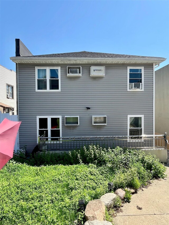 819 Hollywood Ave, Bronx, NY 10465 - photo 27