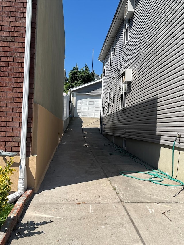 819 Hollywood Ave, Bronx, NY 10465 - photo 30