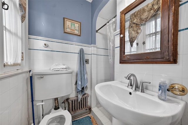 13 Garfield Pl, Poughkeepsie, NY 12601 - full bath with tile walls and curtained shower