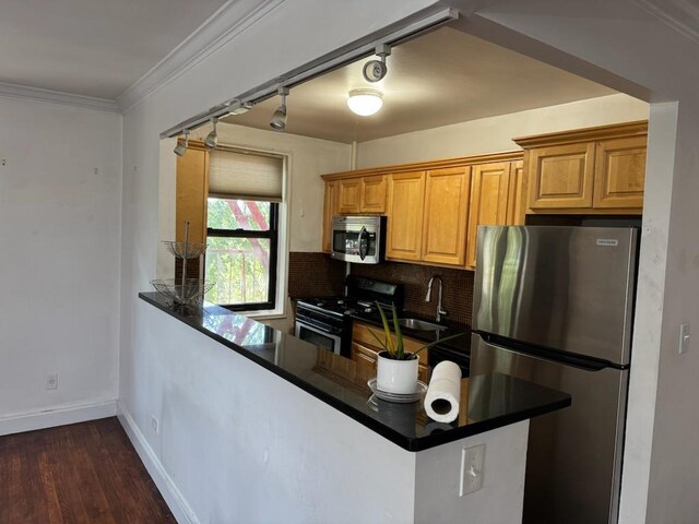 150-11 72nd Rd Unit 3G, Kew Garden Hills, NY 11367 - photo 2