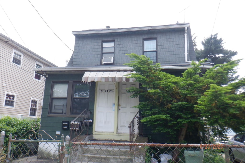 16724 140th Ave, Jamaica, NY 11434 - photo 2