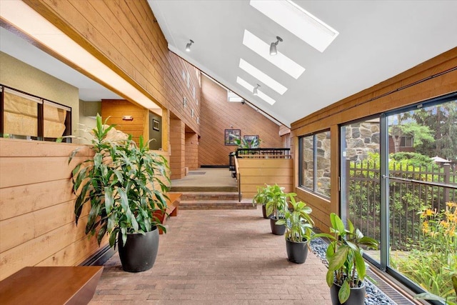 2 Fountain Ln Unit 3P, Scarsdale, NY 10583 - sunroom with a skylight and lofted ceiling