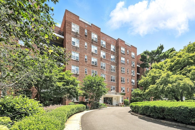 1133 Midland Ave Unit 4L, Bronxville, NY 10708 - photo 26