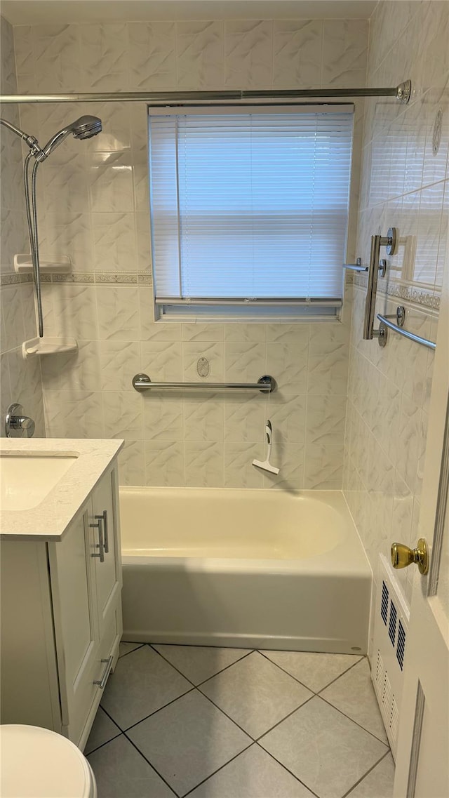 1064 Hunter Ave Unit 4, Valley Stream, NY 11580 - photo 2