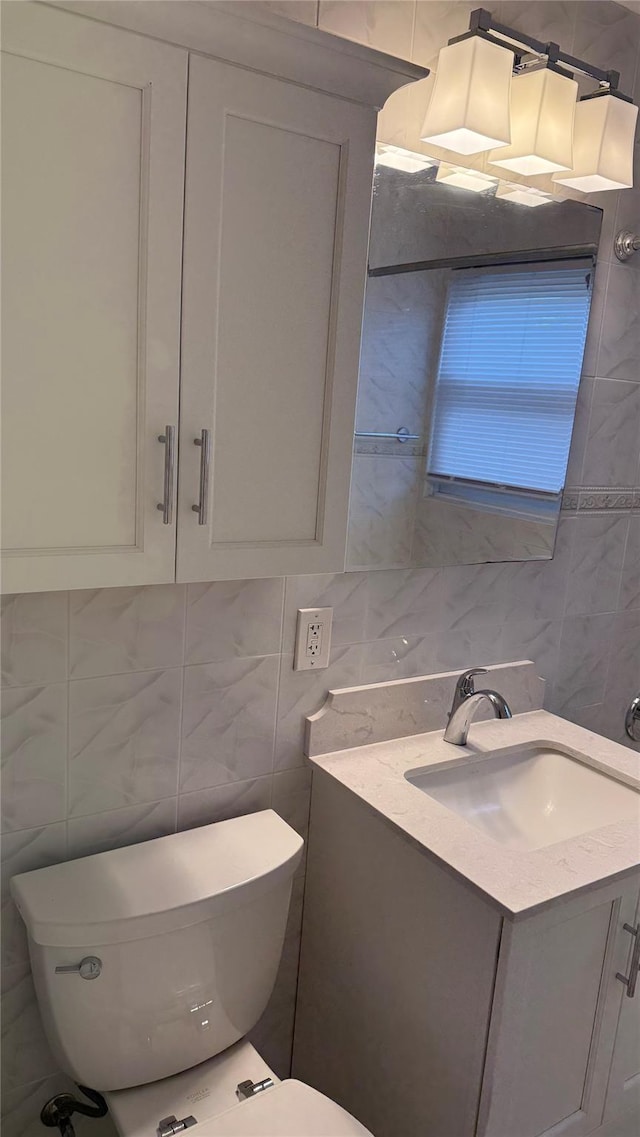 1064 Hunter Ave Unit 4, Valley Stream, NY 11580 - photo 3