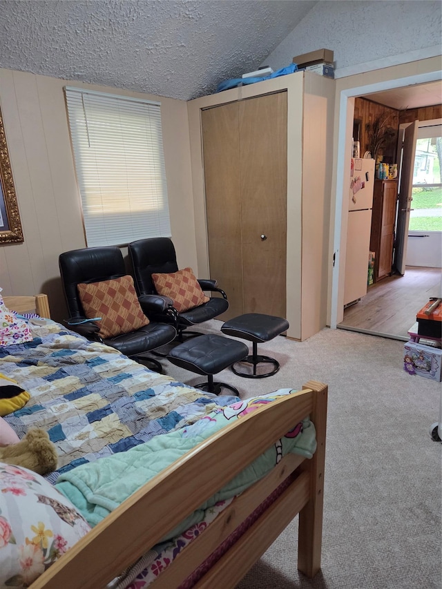 288 Sylvan Lk Unit 4Vista, Hopewell Junction, NY 12533 - carpeted bedroom with freestanding refrigerator and a textured ceiling