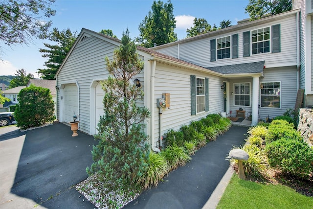 204 Watch Hill Dr, Tarrytown, NY 10591 - view of home's exterior