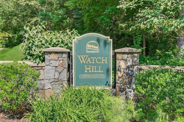 204 Watch Hill Dr, Tarrytown, NY 10591 - view of community sign
