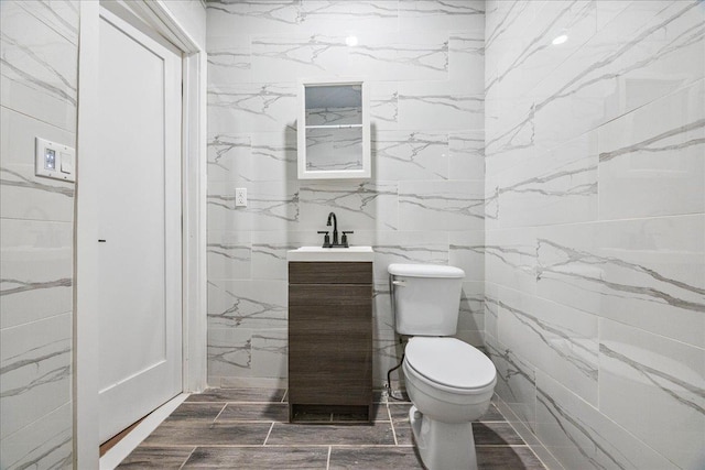 444 Cyrus Pl, Bronx, NY 10458 - photo 10
