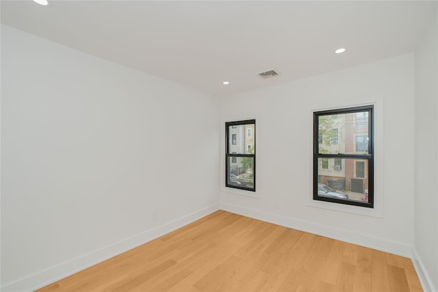 231 Macdougal St, Brooklyn, NY 11233 - unfurnished room featuring light wood finished floors and recessed lighting