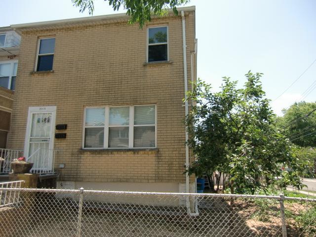 2910 Zulette Ave, Bronx, NY 10461 - photo 3