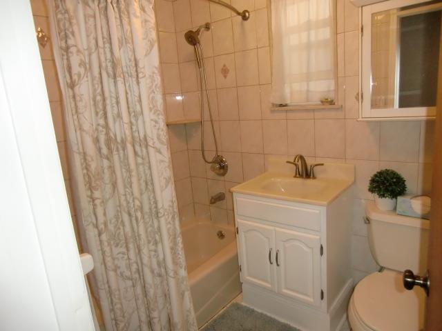 2910 Zulette Ave, Bronx, NY 10461 - photo 14