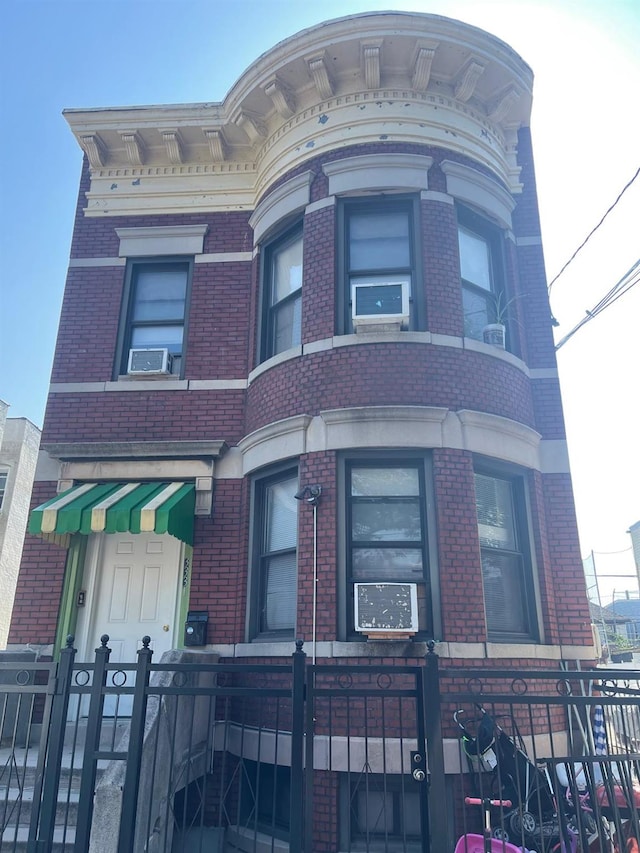 3331 100th St, Corona, NY 11368 - photo 1