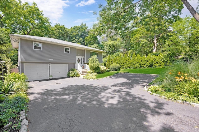 11 Margaret Ln, Huntington, NY 11743 - photo 3