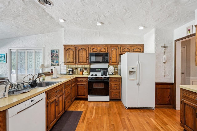 586 Rte 304, New City, NY 10956 - photo 14