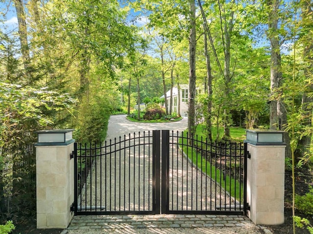 2222 Noyack Rd, Sag Harbor, NY 11963 - photo 3