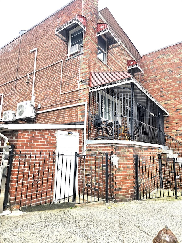 2164 Cross Bronx Expy, Bronx, NY 10472 - photo 2