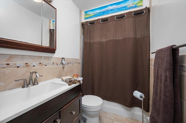 32 Brady Ave, New Rochelle, NY 10805 - bathroom with vanity and shower / bath combination with curtain