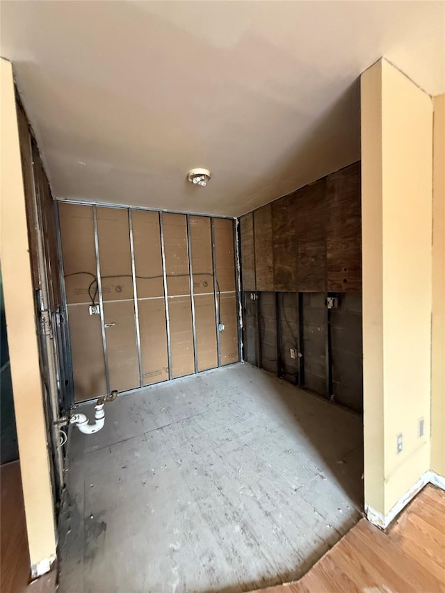 1754 Givan Ave, Bronx, NY 10469 - interior space