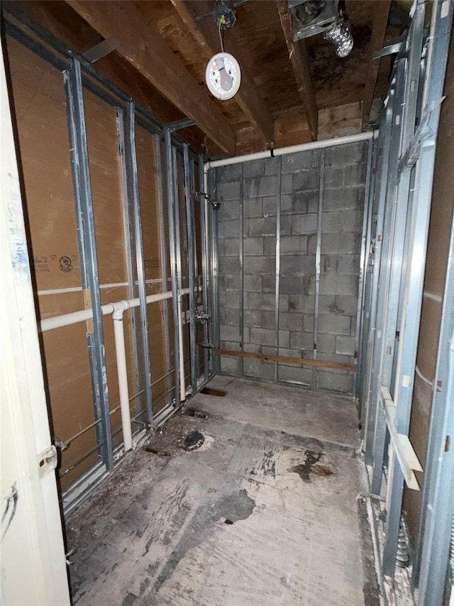 1754 Givan Ave, Bronx, NY 10469 - view of below grade area