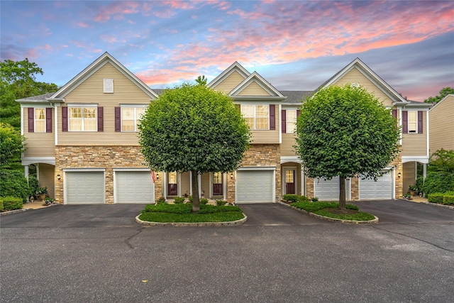 28 Virginia Pine Ln, Bay Shore, NY 11706 - photo 1