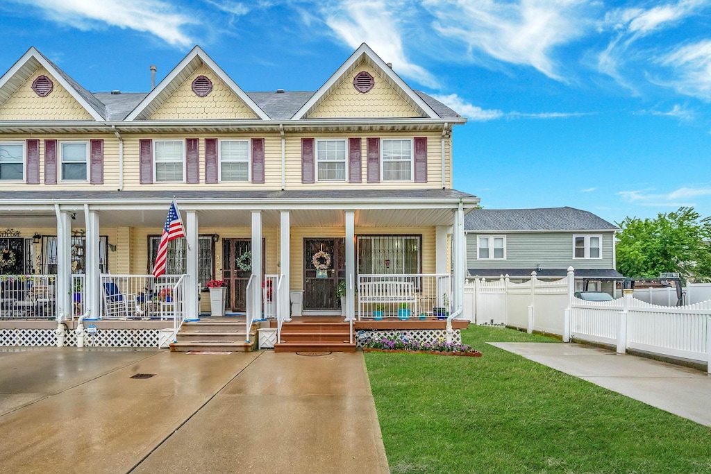 407 Bch 35th St, Far Rockaway, NY 11691 - photo 1