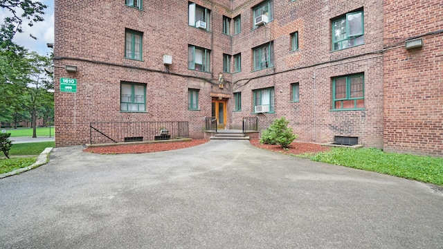 1610 Metropolitan Ave Unit 6H, Bronx, NY 10462 - view of property