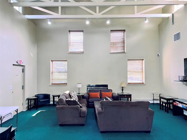 2453 Union Blvd Unit 3A, Islip, NY 11751 - common area featuring a high ceiling