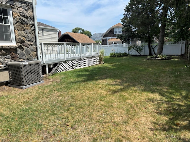 666 S Wellwood Ave, Lindenhurst, NY 11757 - photo 21