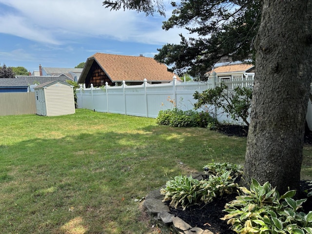 666 S Wellwood Ave, Lindenhurst, NY 11757 - photo 25