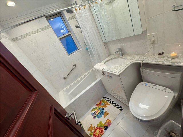 6360 102nd St Unit B19, Rego Park, NY 11374 - bathroom featuring tiled shower / bath combo, vanity, and tile walls