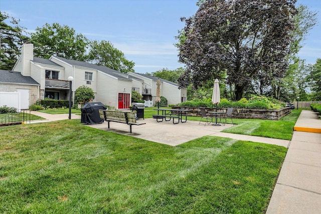 42 Richmond Blvd Unit 4B, Ronkonkoma, NY 11779 - view of home's community with a patio and a residential view