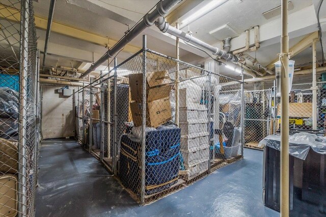 162-41 Powells Cove Blvd Unit 4D, Beechhurst, NY 11357 - view of storage