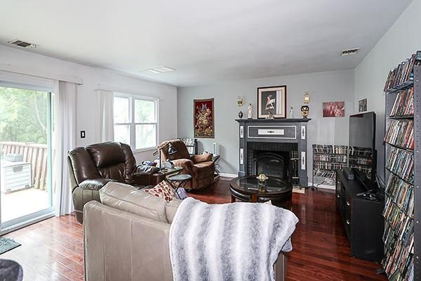 2 Evans Ln, Farmingville, NY 11738 - photo 9