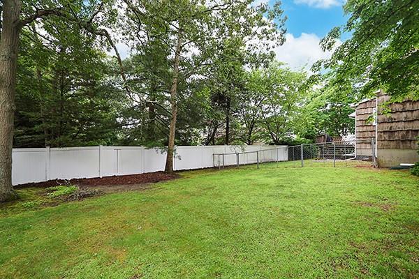 2 Evans Ln, Farmingville, NY 11738 - photo 32