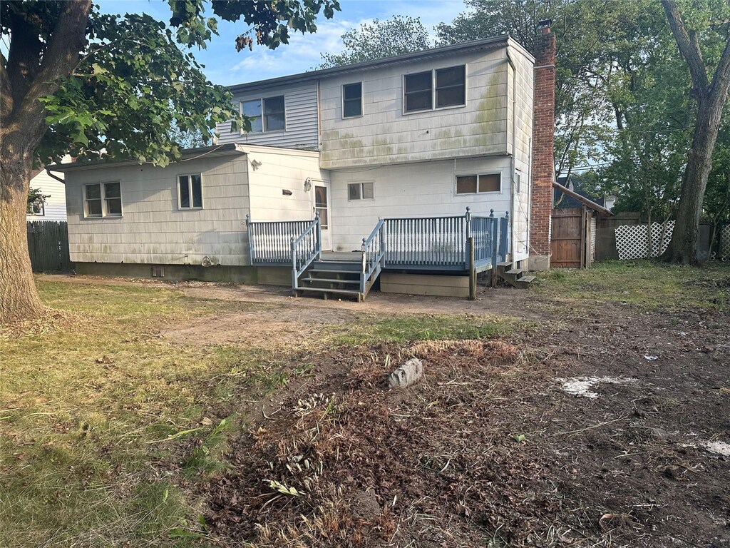 53 33rd, Copiague, NY 11726 - photo 3