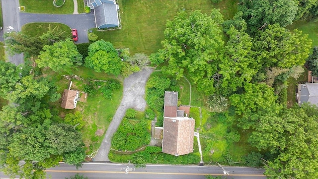 230 Westlake Dr, Valhalla, NY 10595 - aerial view of property and surrounding area