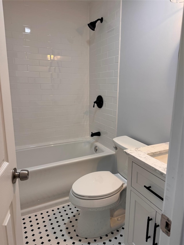 21 Lexington Hl Unit 8, Harriman, NY 10926 - bathroom with vanity, washtub / shower combination, and tile patterned flooring