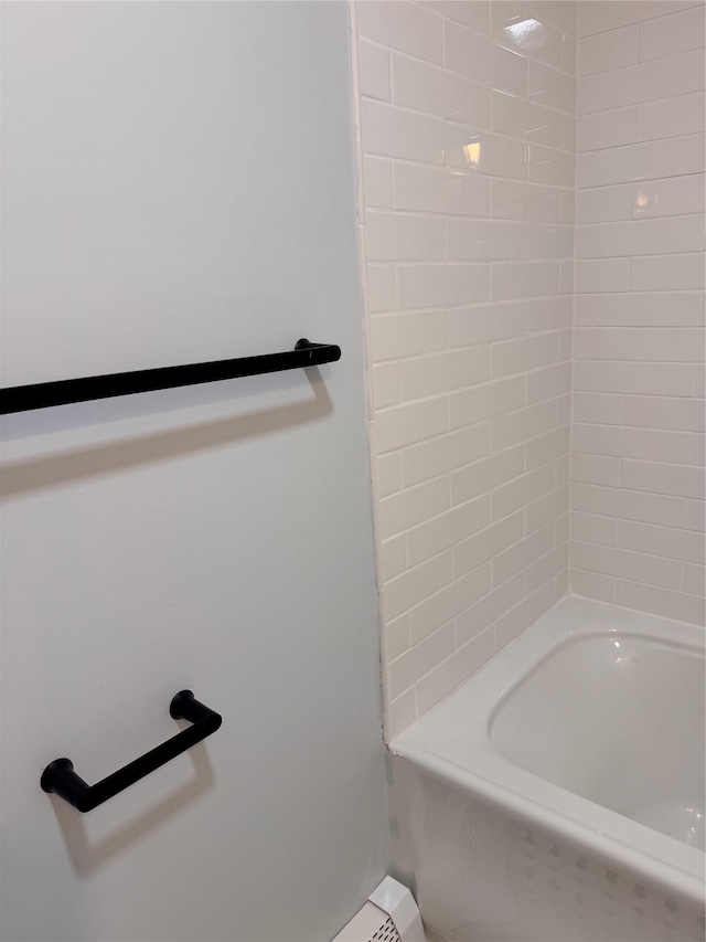 21 Lexington Hl Unit 8, Harriman, NY 10926 - bathroom with bathtub / shower combination