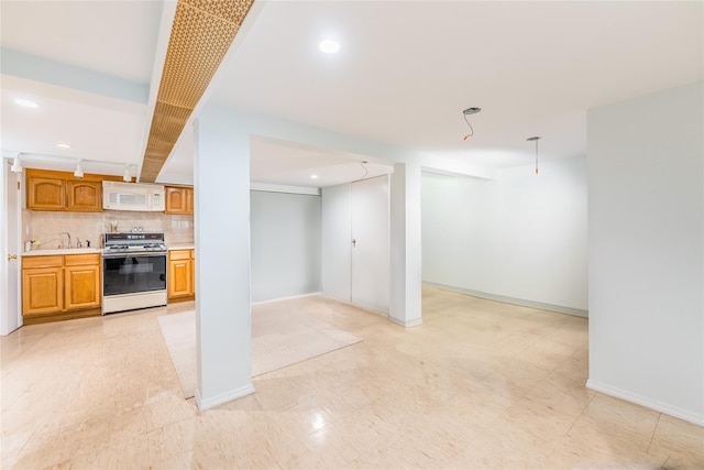 3611 204th St, Bayside, NY 11361 - photo 23