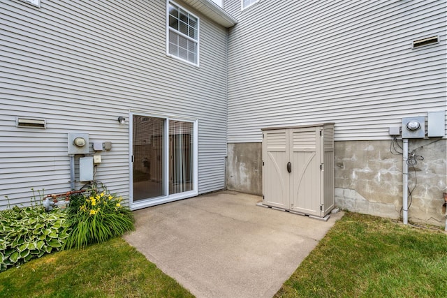 256 Quassaick Ave Unit 17, New Windsor, NY 12553 - view of patio